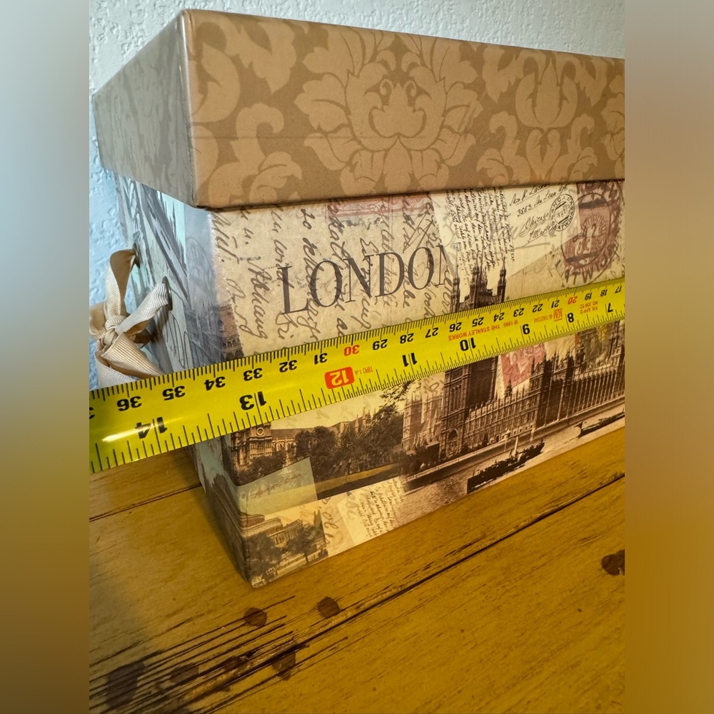 London Storage Box - Picture 5 of 15